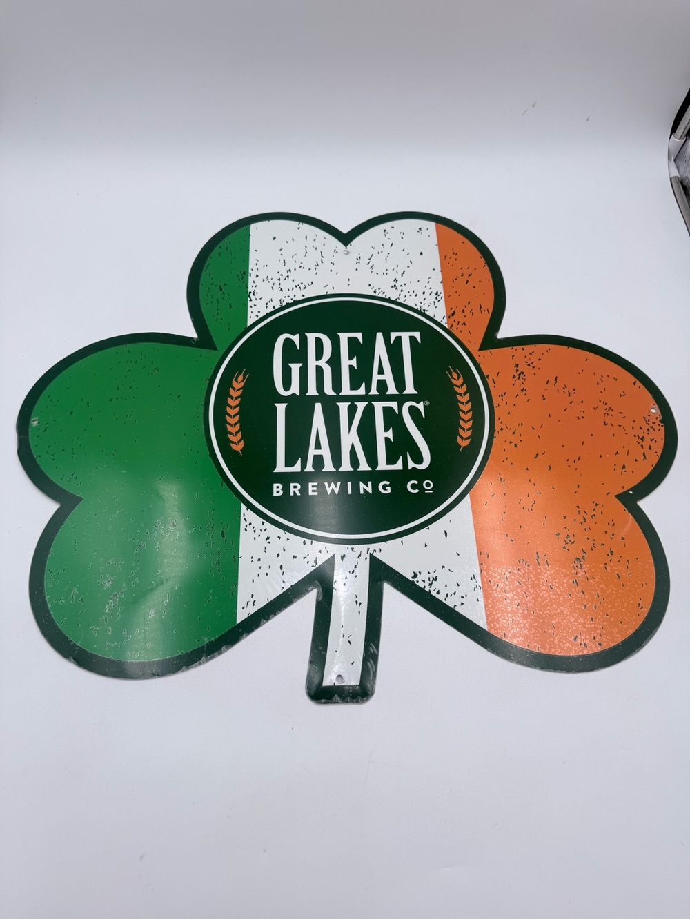 GREAT LAKES BREWING CO CLEVELAND OHIO USA Irish Ale Shamrock Metal Sign 23.5"